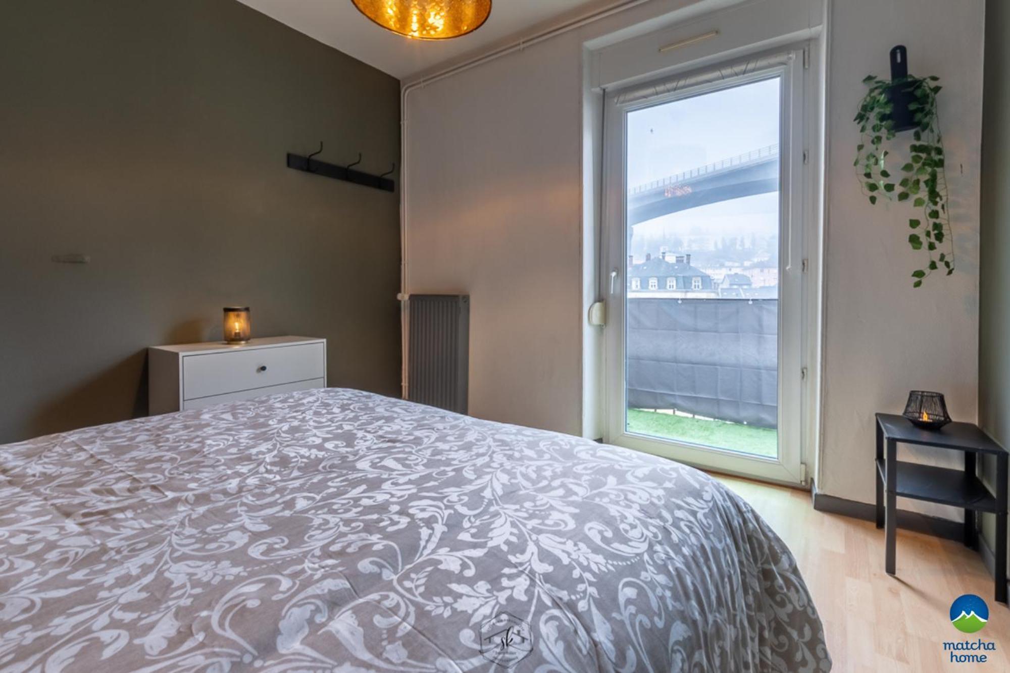 1 Studio & 4 Appts - 1 A 4 Lits - 1 A 7 Pers - 1 Immeuble - Confort, Flexibilite ------ English - 1 Studio & 4 Apts - 1 To 4 Beds - 1 To 7 Guests - Same Building - Comfort, Flexibility Hayange Buitenkant foto